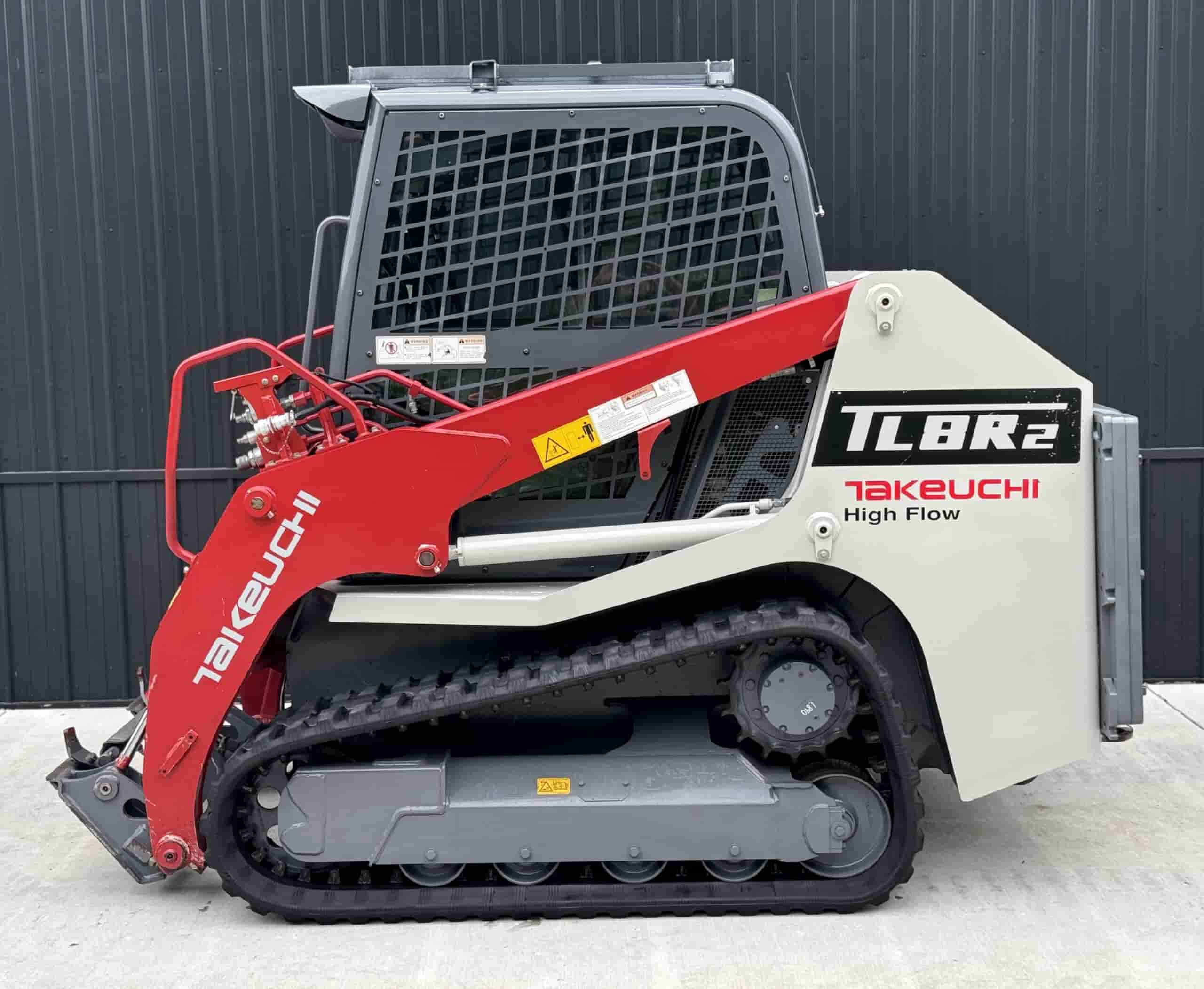 2021 TAKEUCHI TL8R2 HIGH FLOW
